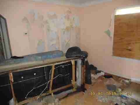 11736 Montrose (20)_m.jpg